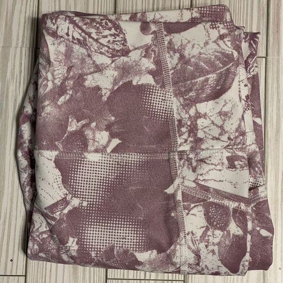 RBX Pants - Women's RBX mauve Leaf Leggings. Buttery Soft, Size Medium